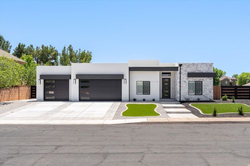 3173 Swiss Dr, Santa Clara, UT, 84765-5175 | Card Image