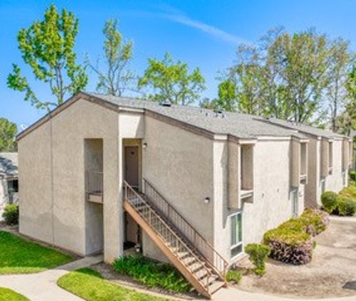 17068 Colima Rd, Hacienda Heights, CA, 91745-6728 | Card Image