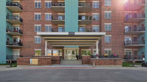 apt-522-9355 Irving Park Rd, Schiller Park, IL, 60176-2284 | Card Image