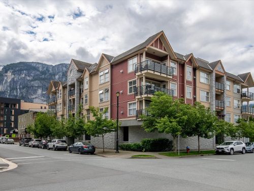 307-1310 Victoria St, Squamish, BC, V8B0Z8 | Card Image