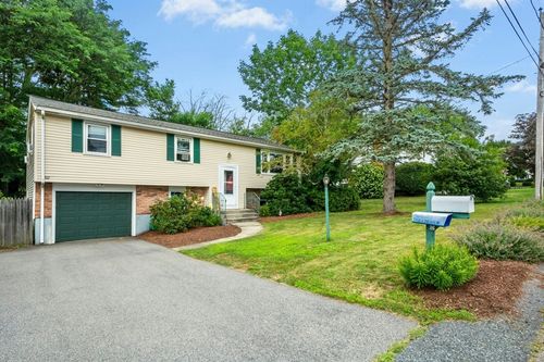 16 Cunniff Ave, Milford, MA, 01757-2205 | Card Image