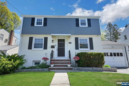 2-05 33rd St, Fair Lawn, NJ, 07410-4702 | Card Image