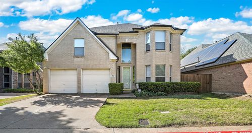 204 Arbor Creek Dr, Euless, TX, 76039-3746 | Card Image