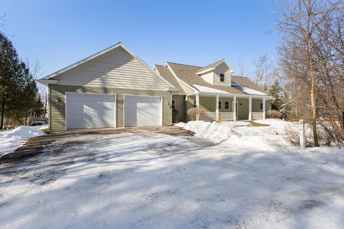2153 Middle Drive, Gardner, WI, 54204 | Card Image