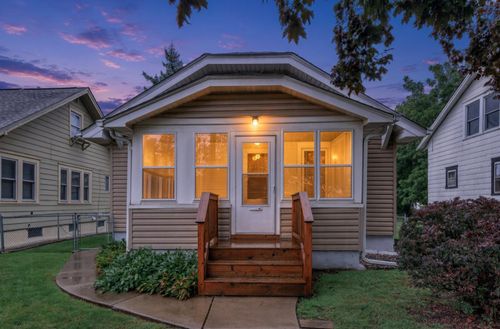 300 Van Buren Ave, Saint Paul, MN, 55103-1745 | Card Image