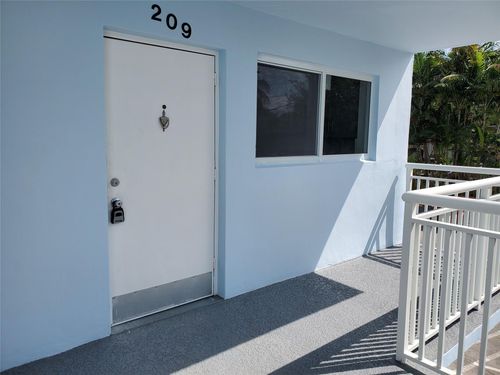 apt-209-2010 S Federal Hwy, Boynton Beach, FL, 33435-6910 | Card Image