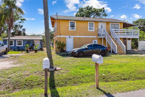 132 18th St Nw, RUSKIN, FL, 33570-2933 | Card Image