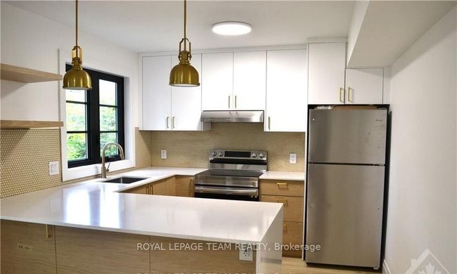 503 Athlone Ave, Home with 6 bedrooms, 6 bathrooms and 3 parking in Ottawa ON | Image 6