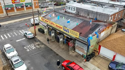 21842 Hempstead Ave, Queens Village, NY, 11429-1235 | Card Image