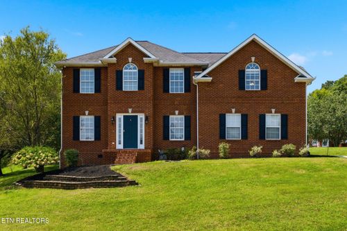 8229 Woodpath Ln, Powell, TN, 37849-5469 | Card Image