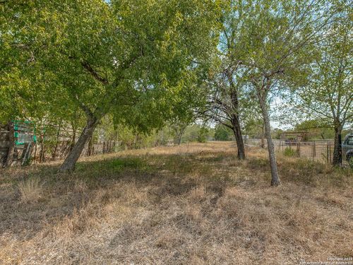 116 W Ansley Blvd, San Antonio, TX, 78221-3201 | Card Image