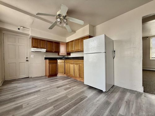 apt-1-8-2 Audrey Ave, Oyster Bay, NY, 11771-1583 | Card Image