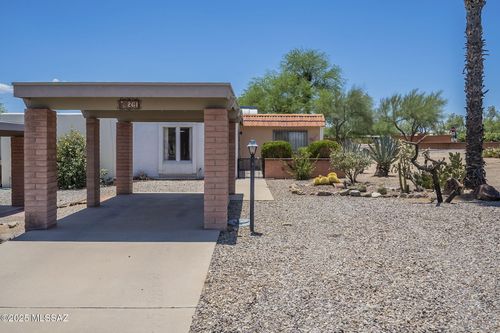 261 W Placita De Los Anillos, Green Valley, AZ, 85614-3145 | Card Image