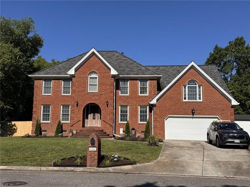 1208 Chateau Cir, Chesapeake, VA, 23322-8876 | Card Image