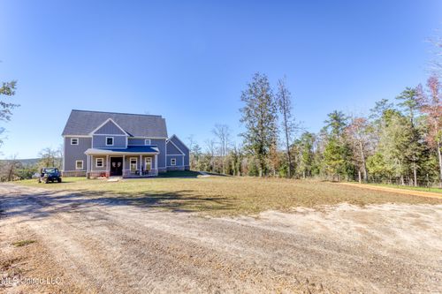20915 Busby Rd, Vancleave, MS, 39565-8136 | Card Image