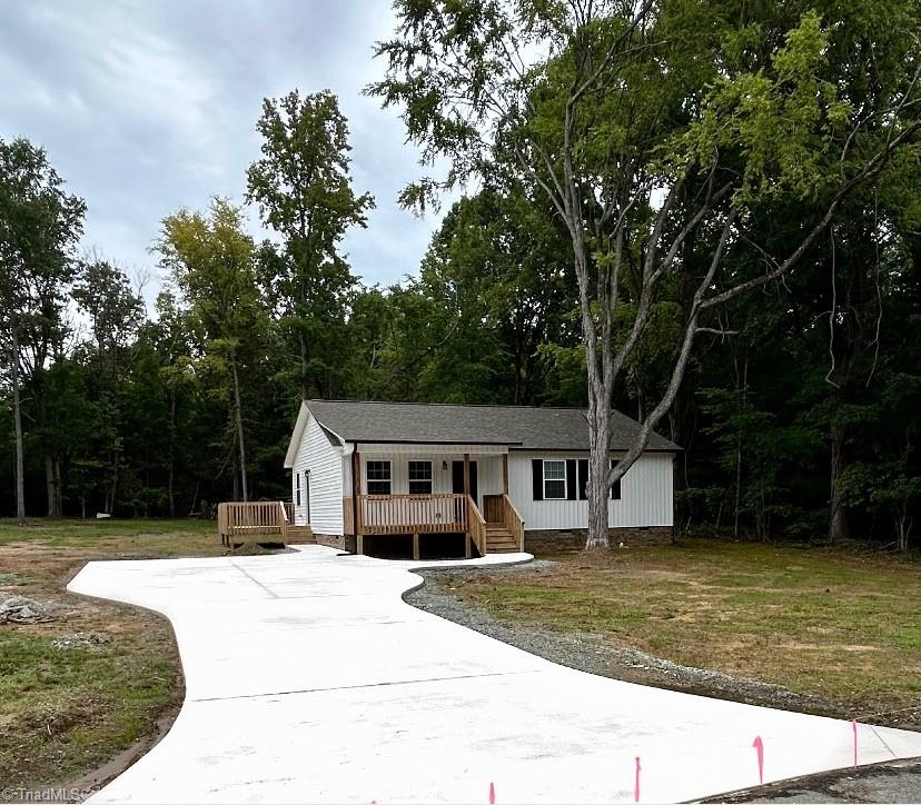Lake Darr Rd, Trinity, NC 27370