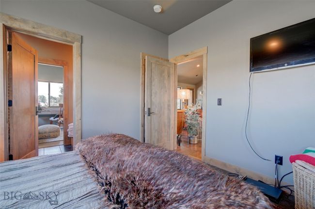 11762 Gooch Hill Rd, House other with 3 bedrooms, 3 bathrooms and null parking in Gallatin Gateway MT | Image 16