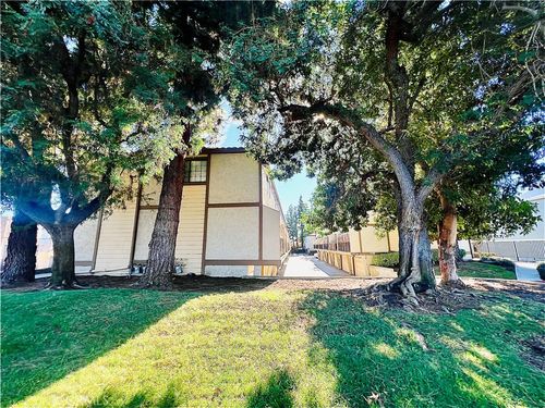 unit-14-5195 Walnut Ave, Chino, CA, 91710-2597 | Card Image