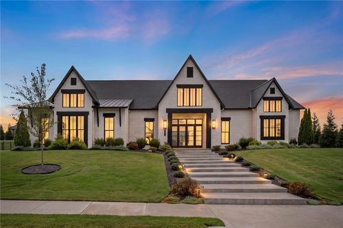 4903 S Southgate Estates Cir, Rogers, AR, 72758-3002 | Card Image