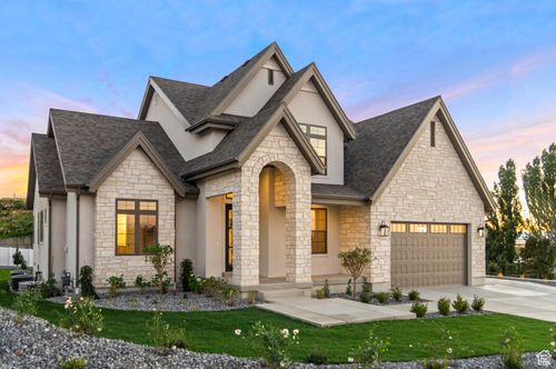 5 W Summerhill Ln, Centerville, UT, 84014-3446 | Card Image