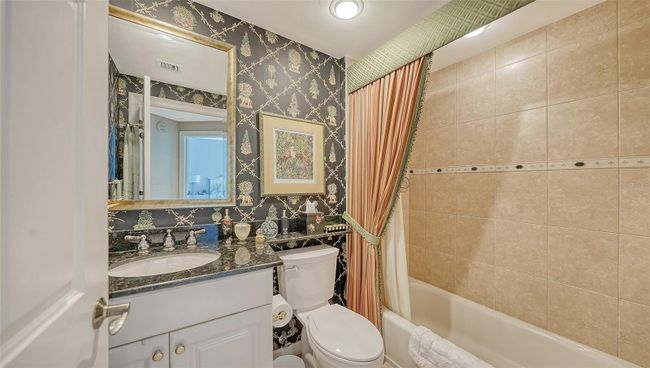 APT-501 - 409 N Point Rd, Condo with 3 bedrooms, 3 bathrooms and null parking in OSPREY FL | Image 33