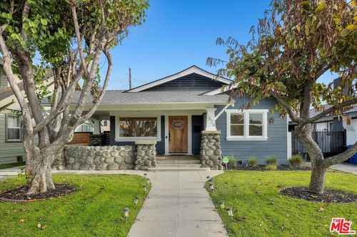 1828 W 43rd St, Los Angeles, CA, 90062 | Card Image