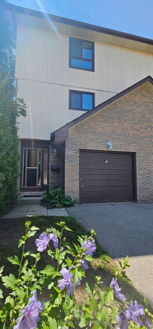 36-36 Dawson Cres, Brampton, ON, L6V3M5 | Card Image