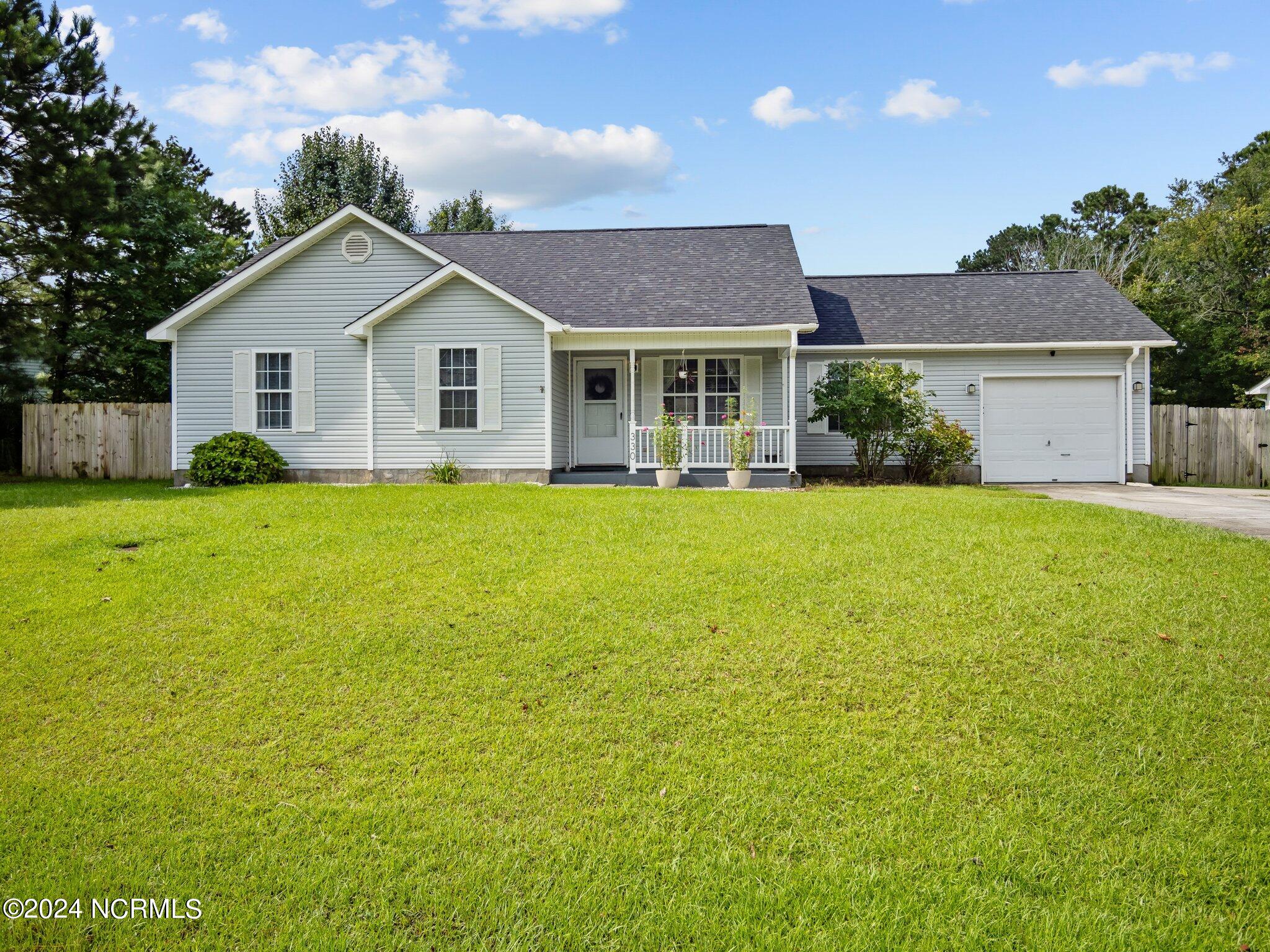 Running Rd, Jacksonville, NC 28546