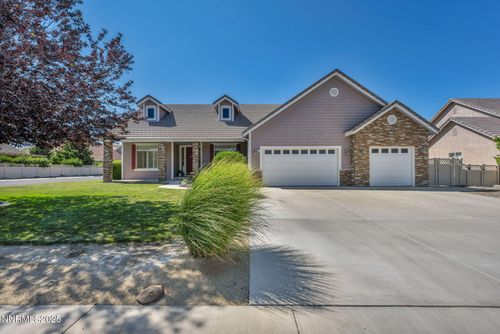 420 Chianti Way, Dayton, NV, 89403-6798 | Card Image