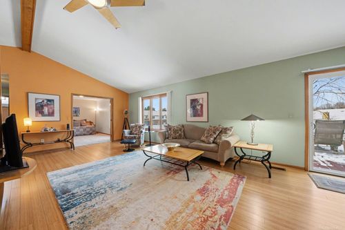 46753 Scotch Pine Ln, Macomb, MI, 48042-5373 | Card Image