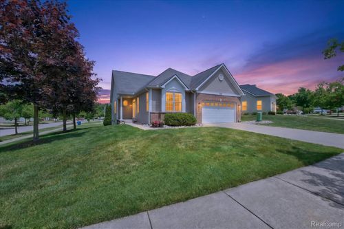 3576 Riverside Drive, Auburn Hills, MI, 48326 | Card Image