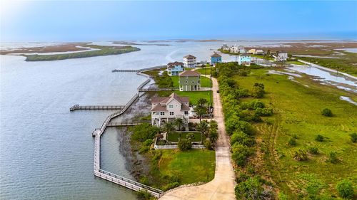 3322 Road Less Traveled, Galveston, TX, 77554-1076 | Card Image