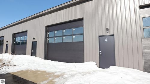 4-7336 E Duck Lake Rd, Lake Leelanau, MI, 49653-9791 | Card Image