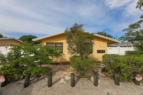 3-805 Ne 40th St, Oakland Park, FL, 33334-3013 | Card Image
