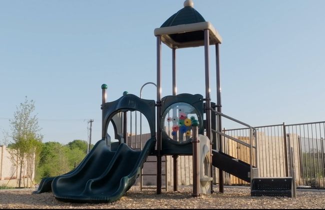Chalk Hill Playground | Image 13