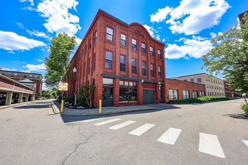 unit-7-37 Church St, Keene, NH, 03431-3893 | Card Image