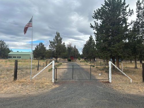 3444 Se Umatilla Loop, Prineville, OR, 97754-8880 | Card Image