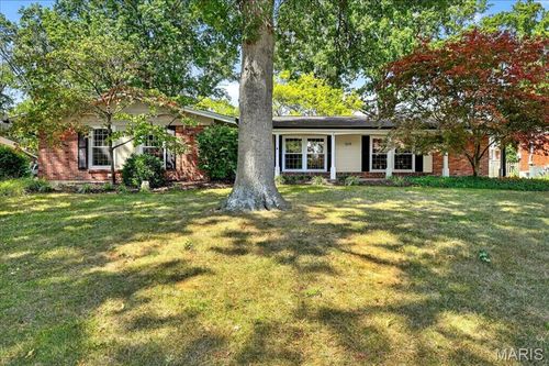 509 Antioch Ln, Ballwin, MO, 63011-2445 | Card Image