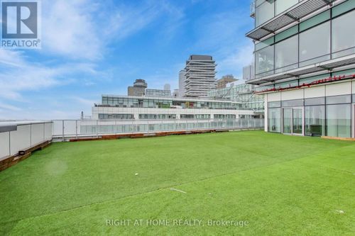 1126-39 Queens Quay E, Toronto, ON, M5E0A5 | Card Image