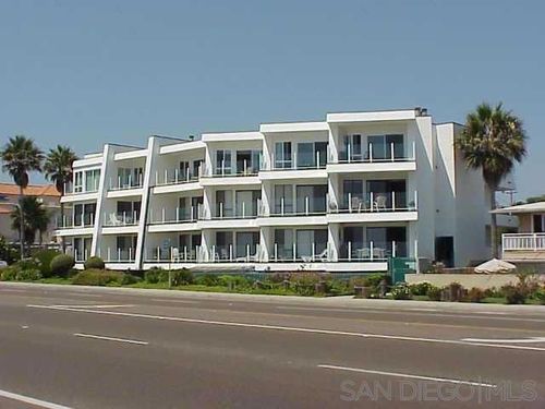 201-3330 Carlsbad Blvd, Carlsbad, CA, 92008 | Card Image