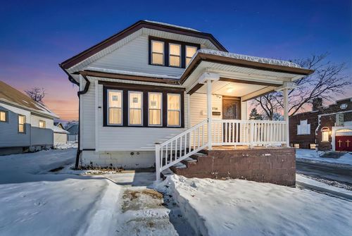 3700 N 14th St, Milwaukee, WI, 53206-2951 | Card Image