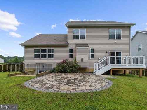 201 Finch Dr, Prince Frederick, MD, 20678-4221 | Card Image