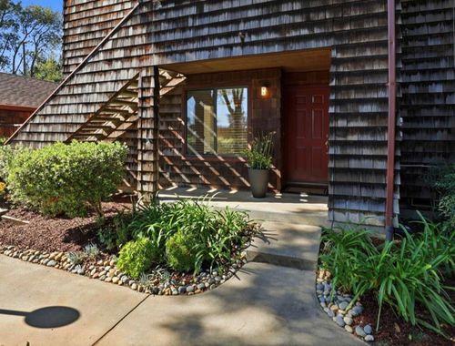 h102-1555 Hecker Pass Rd, Gilroy, CA, 95020 | Card Image