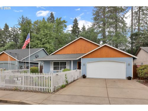 25246 Corky Ln, Veneta, OR, 97487-8715 | Card Image