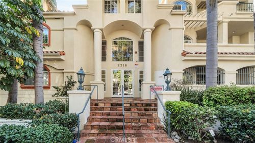 202-7218 Hillside Ave, Los Angeles, CA, 90046-2393 | Card Image