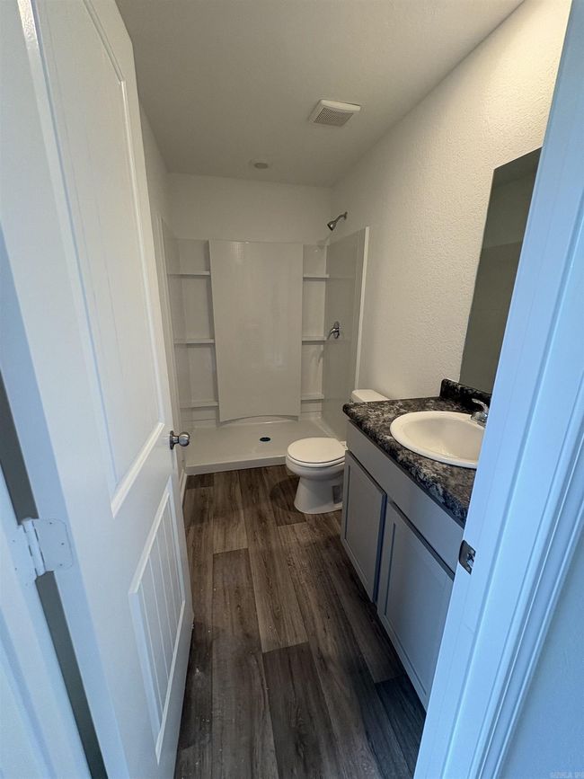 1302 Maple St, House other with 3 bedrooms, 2 bathrooms and null parking in Haskell AR | Image 5