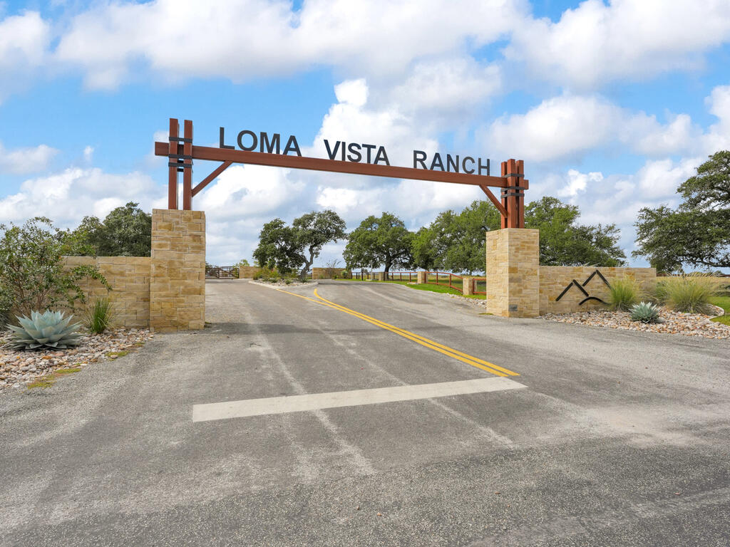 Land in Kerrville 4