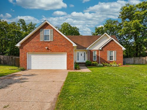 121 Brookview Cir, Goodlettsville, TN, 37072-7032 | Card Image