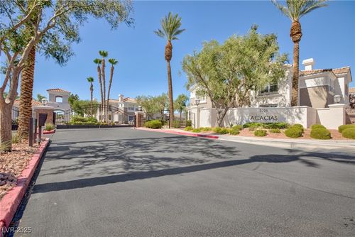 apt-812-2325 Windmill Pkwy, Henderson, NV, 89074-5428 | Card Image