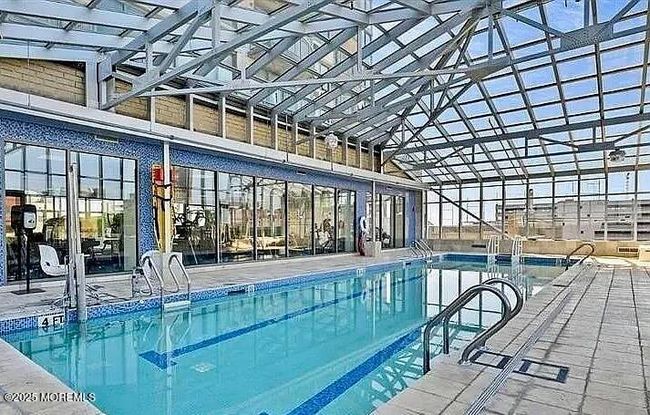 APT-2205 - 1 Spring St, House other with 2 bedrooms, 2 bathrooms and null parking in New Brunswick NJ | Image 60